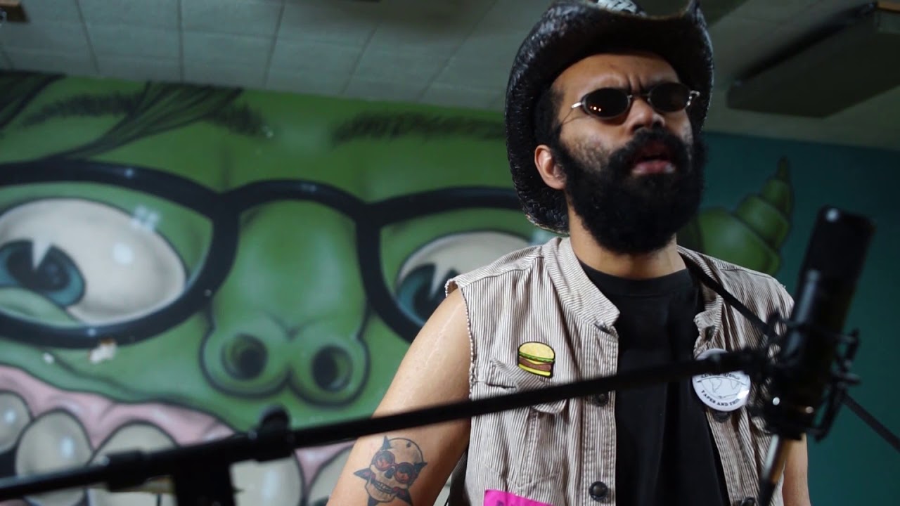 Andy Warpigs - Everybody Likes You Now - DIY Sessions