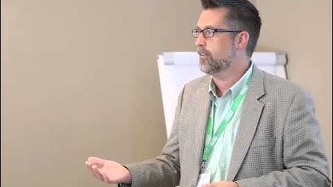 Doug Hazelman speaks on product strategy at VeeamON Forum Dubai