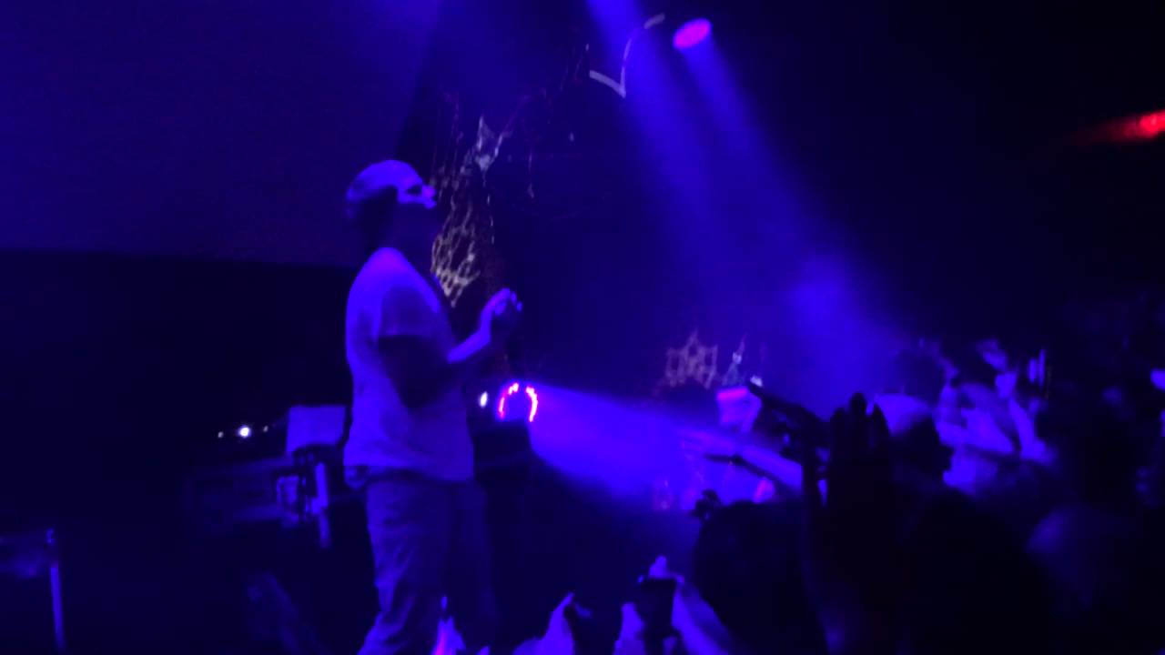 Yung Lean - Hurt Live in Cracow 28.04.16 - YouTube