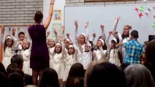 Download lagu Deciji hor Raspevane zvezdice Masta Deciji hor Raspevane zvezdice Masta