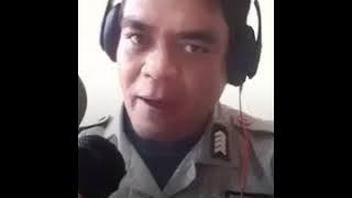 Ucok Hans ' JIAYOU WUHAN 中國朋友好，我是來自印尼占碑的警察，大家要保重喔！印尼愛你們 '