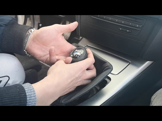 Comment remplacer le levier de vitesse BMW E90 LCI - YouTube