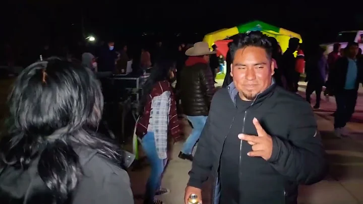 As de bonito bailan las chilenas de Los Perseguido...