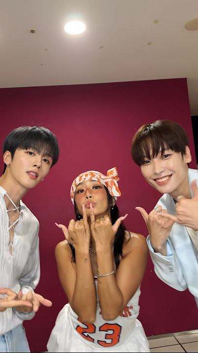 SF9과 아침까지 #Wait 출거야~🎶 우리모두 Don’t worry, Be happy! #효린 #HYOLYN