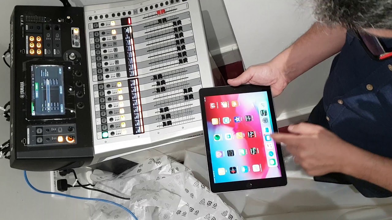 Yamaha TF1 With Monitor Mix App. - YouTube