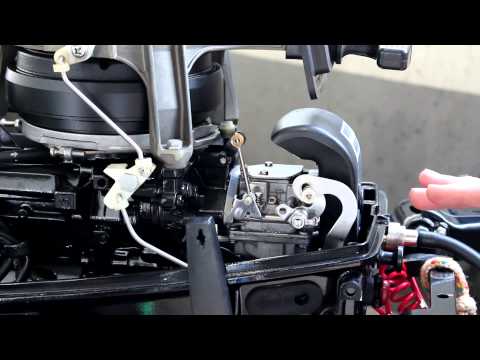 Vídeo: Como você ajusta a marcha lenta em um motor de popa Mercury de 40 HP?