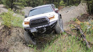 Testing my SOLID AXLE SWAP TACOMA on 40s!