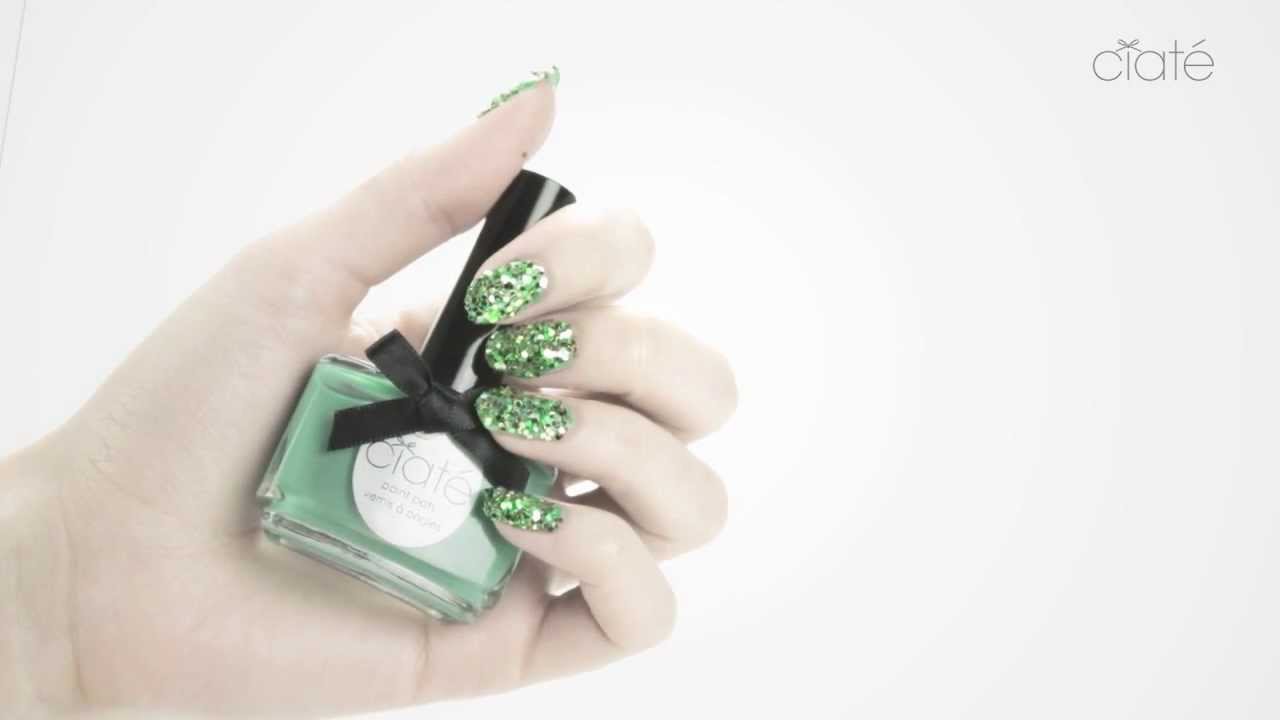 Get the Look : Emerald Manicure
