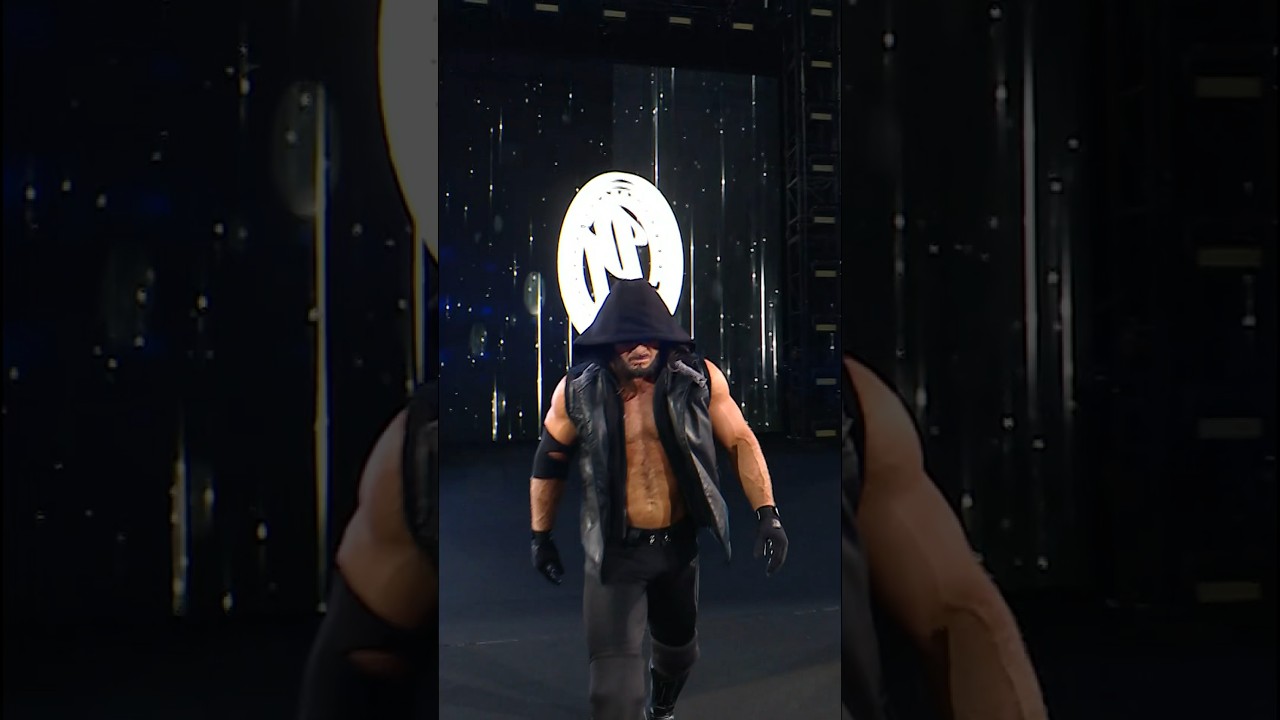 AJ Styles wasted NO TIME getting to LA Knight  WrestleMania