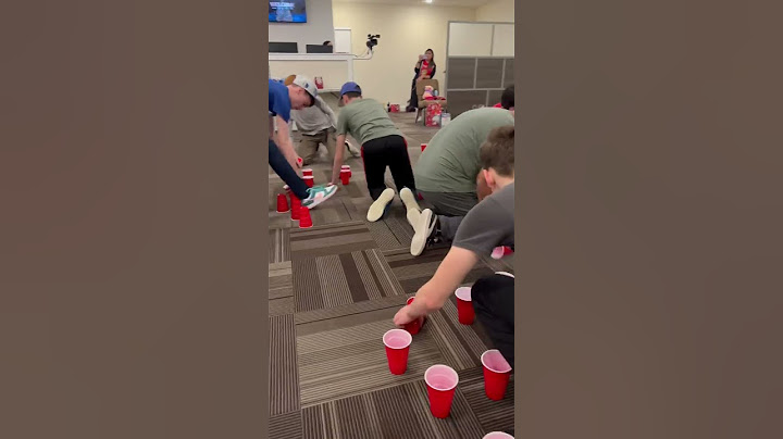 Up or Down Party Game with Solo Cups! #youthministry #minutetowinit #crowdgames #partygames