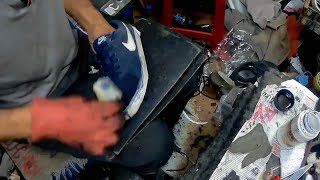 TURKISH ASMR  SHOE SHINE SOFT SPOKEN SHOE MASTER ABDULLAH GÖNÜLLÜ USTA screenshot 5