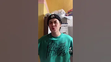 틱톡 비오는날에 