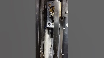 lift manual door lock malfunction