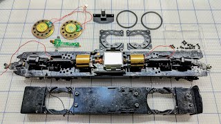 Life - Like Proto 2000 E6 sound decoder installation P1