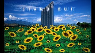 CNN Fastest Growing Companies
Each petal on those growing sunflowers was a separate layer in After Effects. Took a week to render. CNN Fastest Growing Companies