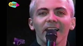 Video thumbnail of "Cristian Castro - Vuelveme a querer y Lo mejor de mi (Zócalo de México 2003 )"