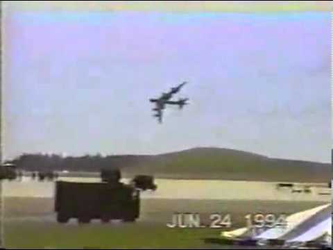 Video: B-52 Kokteyliga Qanday Xizmat Qilish Kerak