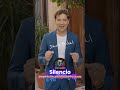Del silencio al Éxito