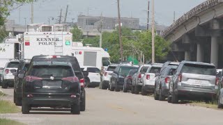 Suspect killed after shooting 3 Kenner police officers during standoff by WWLTV 6,137 views 7 hours ago 5 minutes, 19 seconds