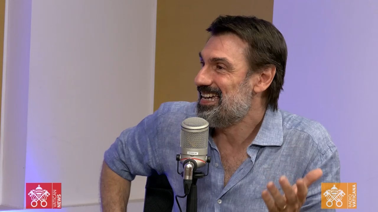 Fabrizio Gifuni ai media vaticani: Moro, Pasolini e il teatro della memoria