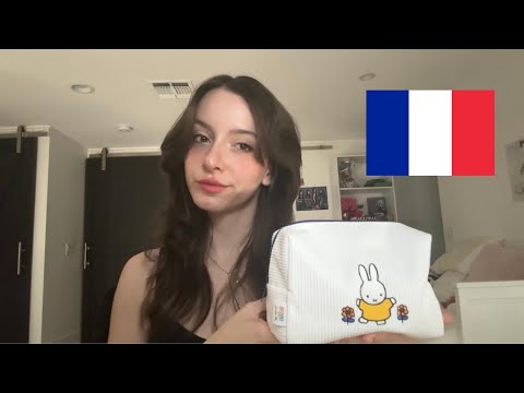 ASMR in French ✧.* What's In My Makeup Bag