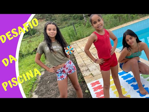 DESAFIO DA PISCINA COM AS MENINAS//BRINCANDO DE TWISTER QUEM SERÁ QUE VAI GANHAR?