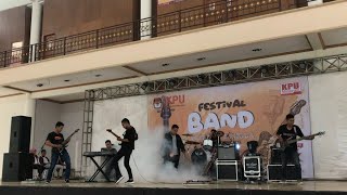 GOD BLESS - PANGGUNG SANDIWARA COVER 🔥 FESTIVAL BAND KPU 2019