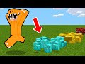 Minecraft but jumping drops random items