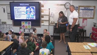 Back to school: Cobb County Superintendent meets with elementary students on their first day