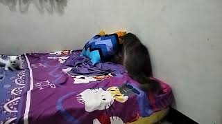 Usia 5 Minggu Sedang Bermain Dengan Tante Moza