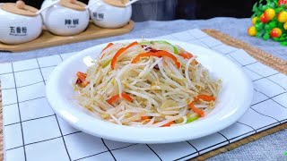 为什么饭店的炒豆芽那么好吃？其实有技巧，教你一招，清脆不出汤