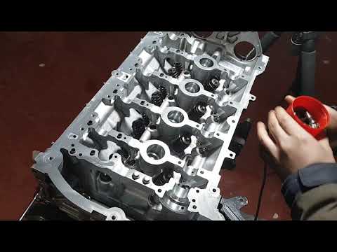 mini-cooper-s-n18-engine-reassembly-part-4-:-cylinder-head-install