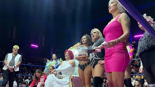 Pimpinela como una princesa en “Cincuentañera” agradece al público de la Arena Neza