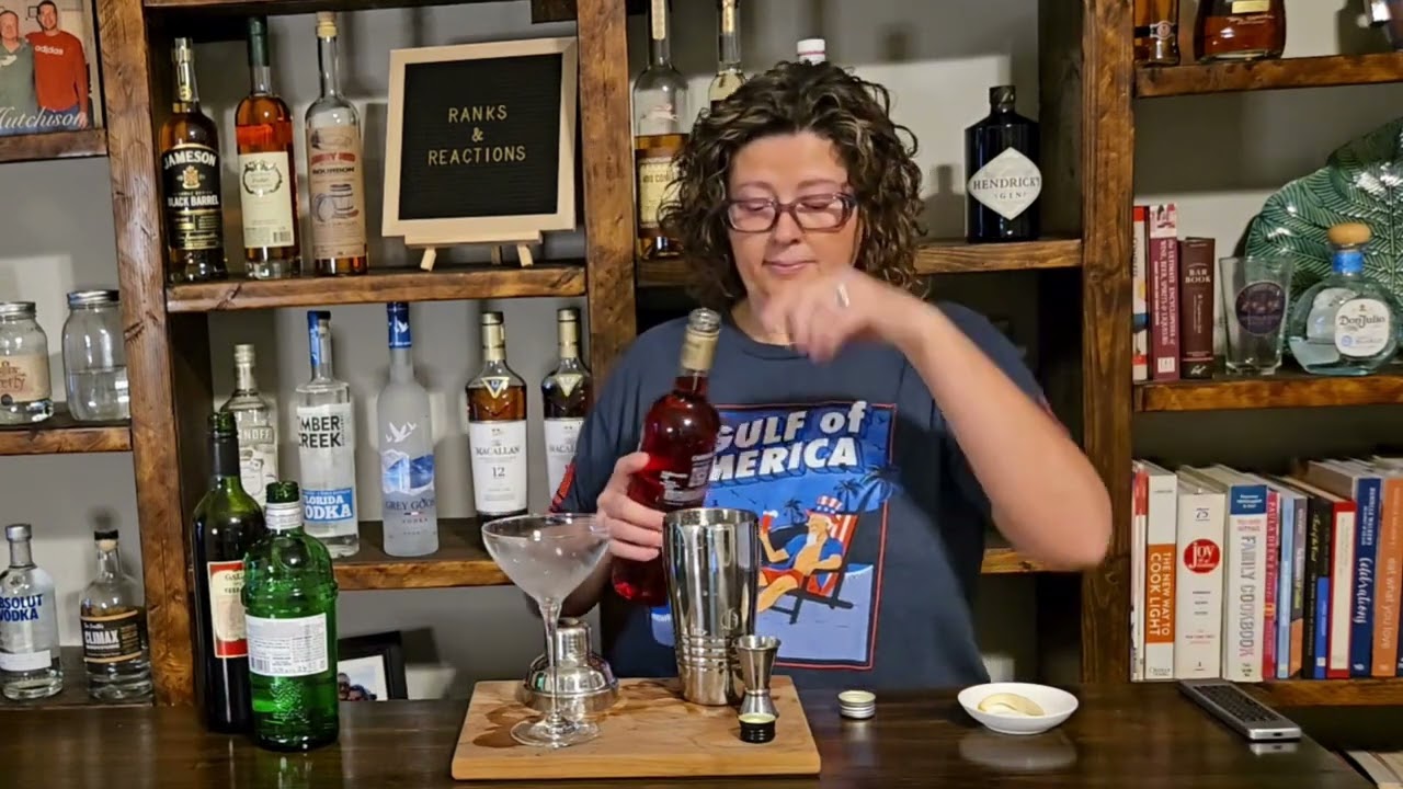 Negroni Cocktail Recipe | Classic Italian Cocktail with History (1919 Florence)