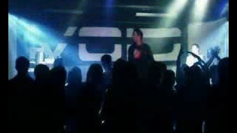 Code 64 - Starchaser (live)