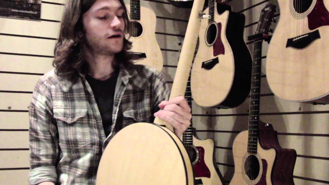 Barnes and mullins BJ301 5 string banjo overview by instruments2go