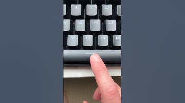 I PRESSED THE SPACEBAR ON A MECHANICAL KEYBOARD! #asmr #switch #button #keyboard #nice #annoying