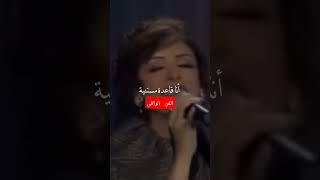 في الركن البعيد الهادي. ... أنغام  تطرب بدون موسيقى بصوتها العذب