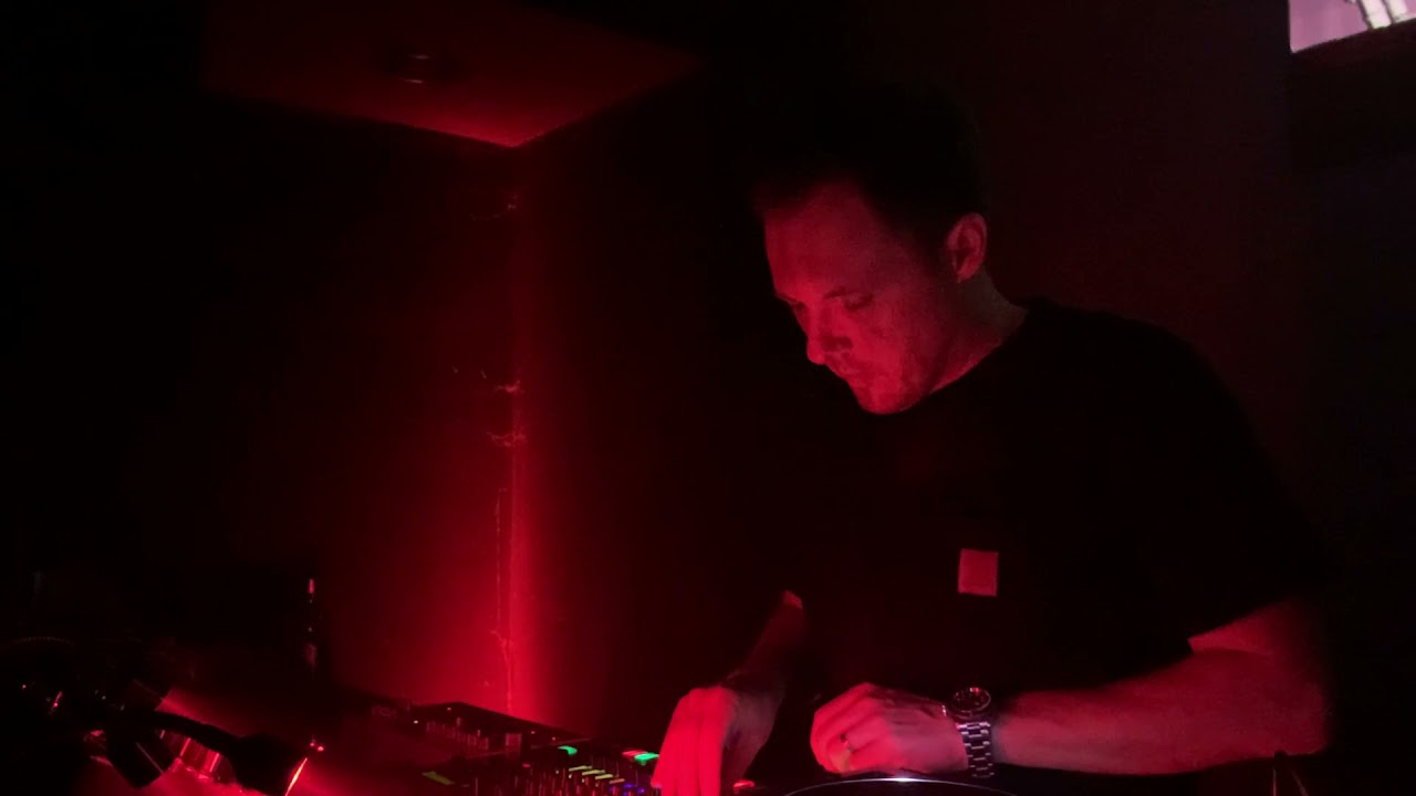 Club 151 Shanghai - Techno LiveSet with Roland TR-8s, Novation Bass Station 2 and Behringer TD-3