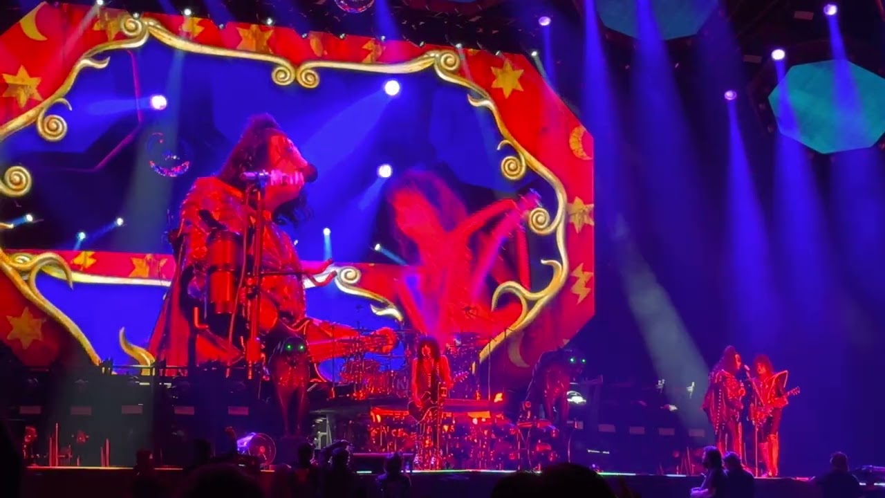 KISS - “Psycho Circus” - Tokyo Dome 2022-11-30 - YouTube