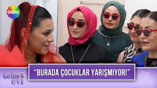 Gülsüm Gelin, Misafirlerini Dev Kırmızı Yelpaze Ve Gözlüklerle Karşılıyor Gelin Evi 1595. Bölüm