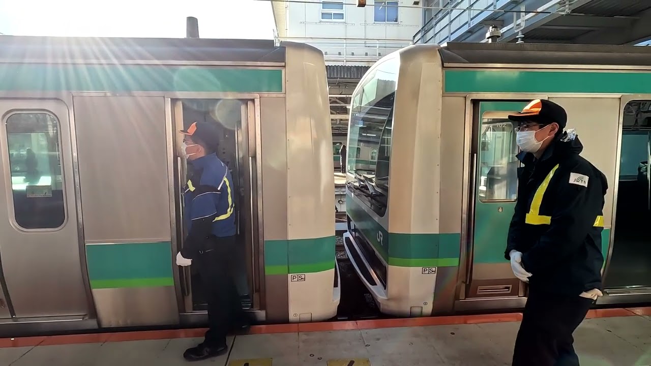 千葉]我孫子駅の常磐線快速車両切り離し作業 2023.1.2. - YouTube
