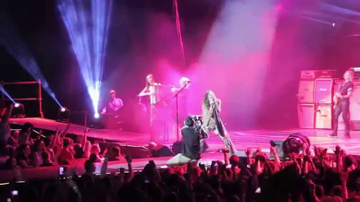 Vera Primavera feat Aerosmith "CRAZY" in Vilnius c...