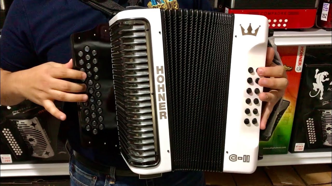 Acordeón Hohner C-ll tono Fa en venta