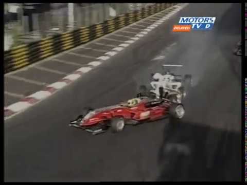 2008 Formula 3 @ Macau - Cozzolino Crashes Into Campos