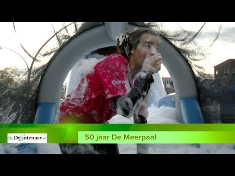 Meerpaalplein tijdens Buitenspeeldag omgetoverd tot grote speeltuin