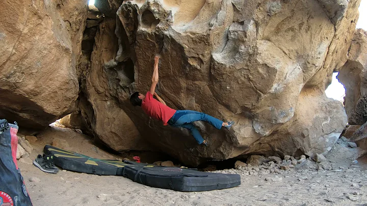 Slow Dance Right / Mandance (V11)