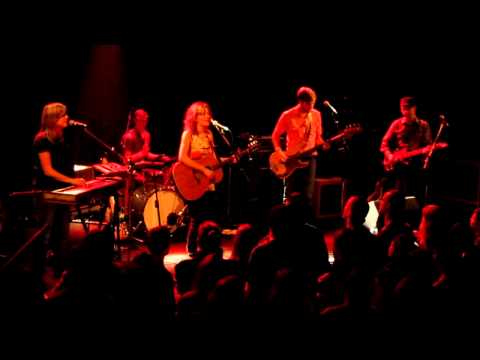 Sarah Harmer - Basement Apartment (Live in Victoria, Jan 12 2011)