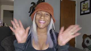 Over 40 and Pregnant: What Will She Choose Home Birth or Hospital