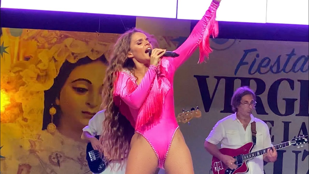 Melody En Concierto - Todos Me Miran, live (Benalmádena, 14-08-2021)